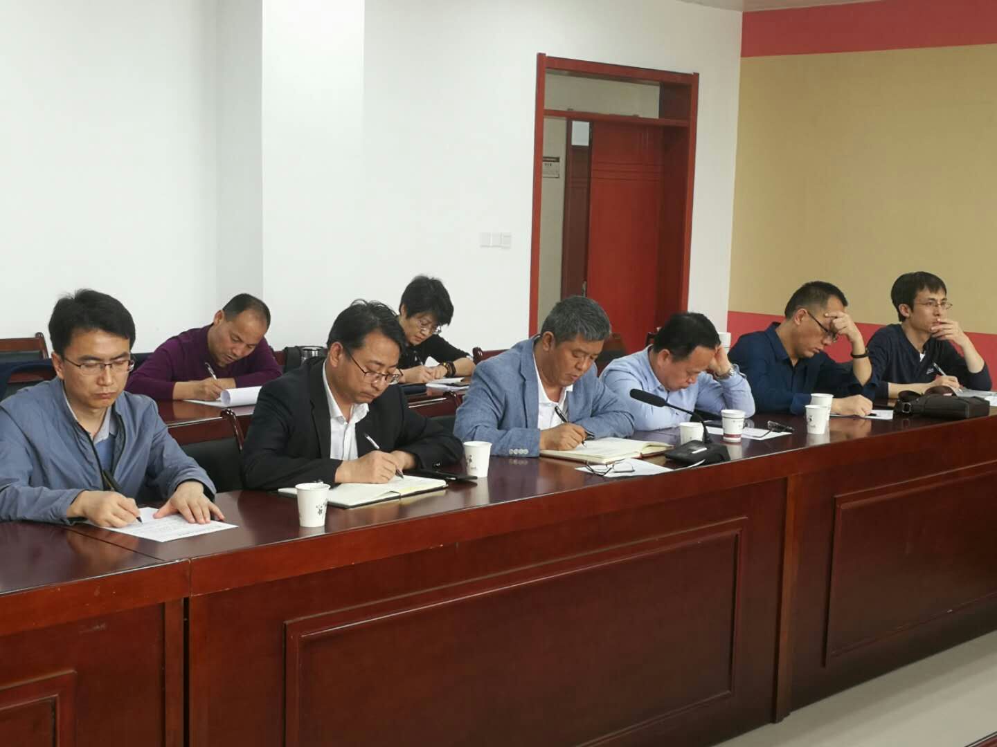 澳门新葡平台网址8883教师认真聆听督导意见